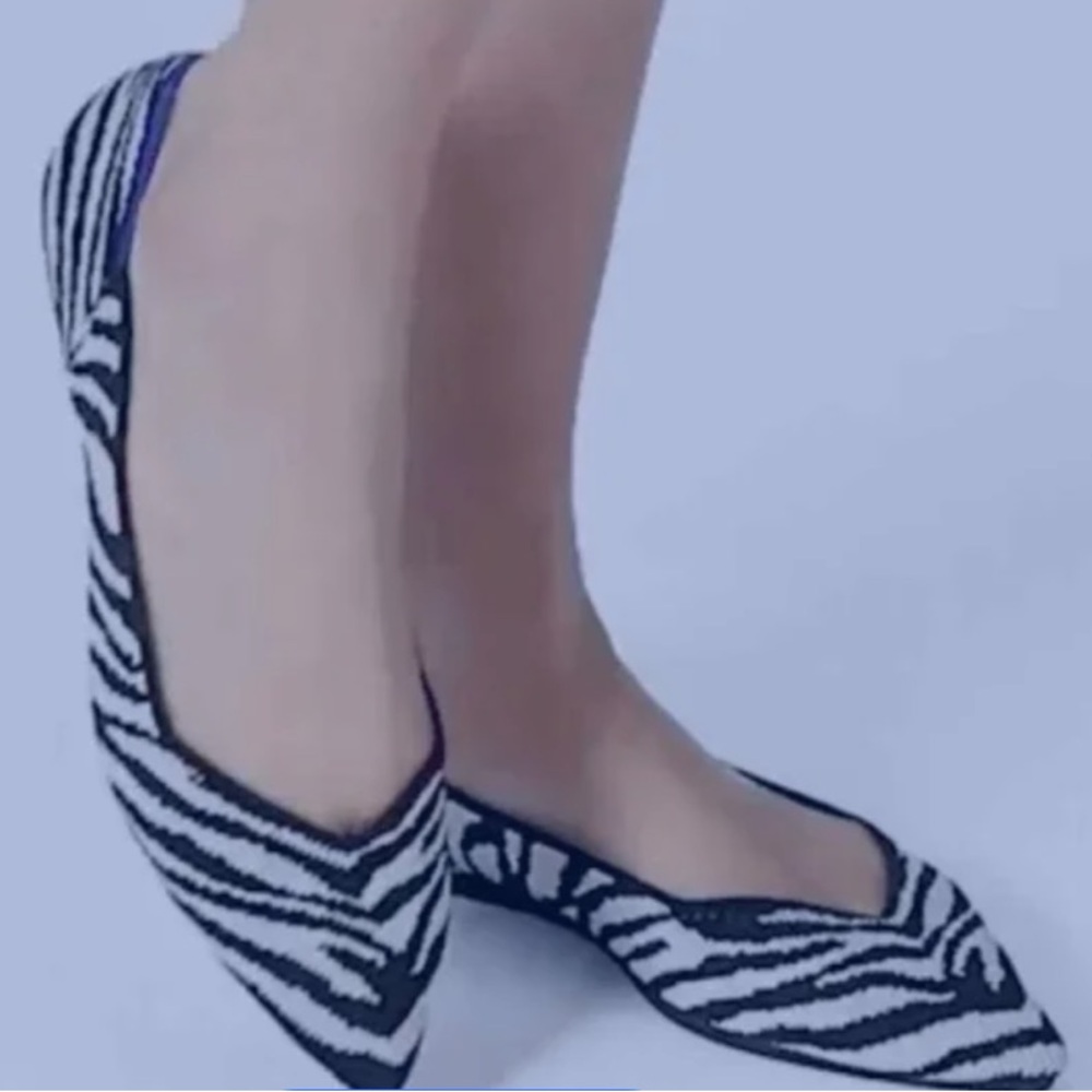 Rothy’s Women’s‎ Black White Zebra Pattern Point Toe Loafers. Size W 10.5